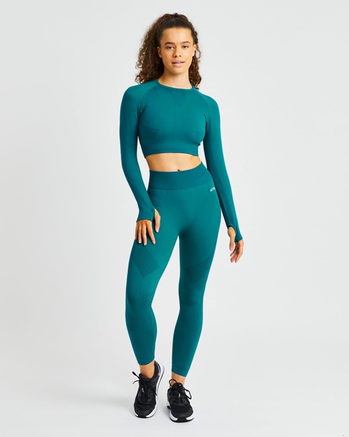 AYBL Ignite Seamless Long Sleeve Crop Top Hyper Teal | YNJFLQS-54