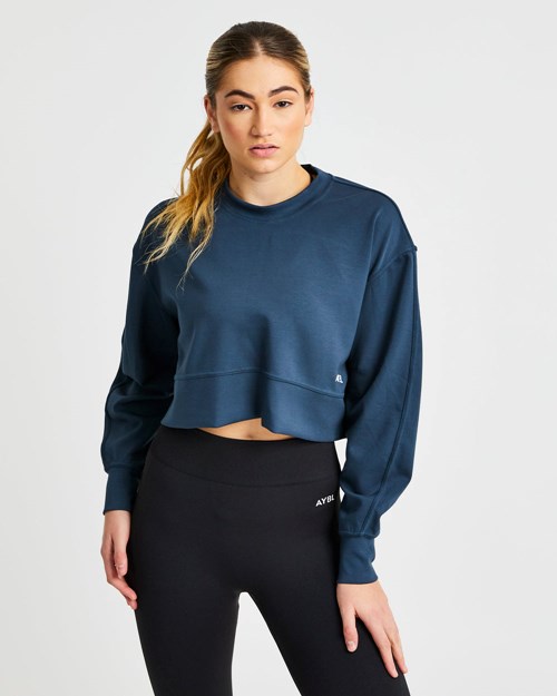 AYBL Oversized Crop Jumper Bleu Marine | MGOWANK-04